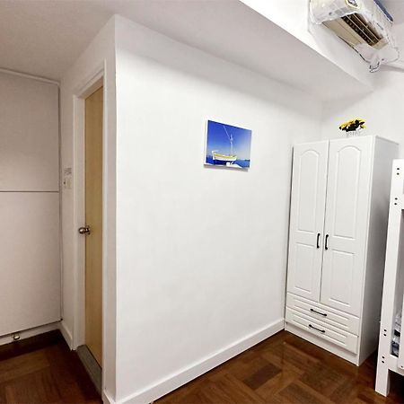 Fantastic Queen Beds, 4Rms Beside Mtr Grand 14Ppls 2 Bathrm Hong Kong Exterior photo